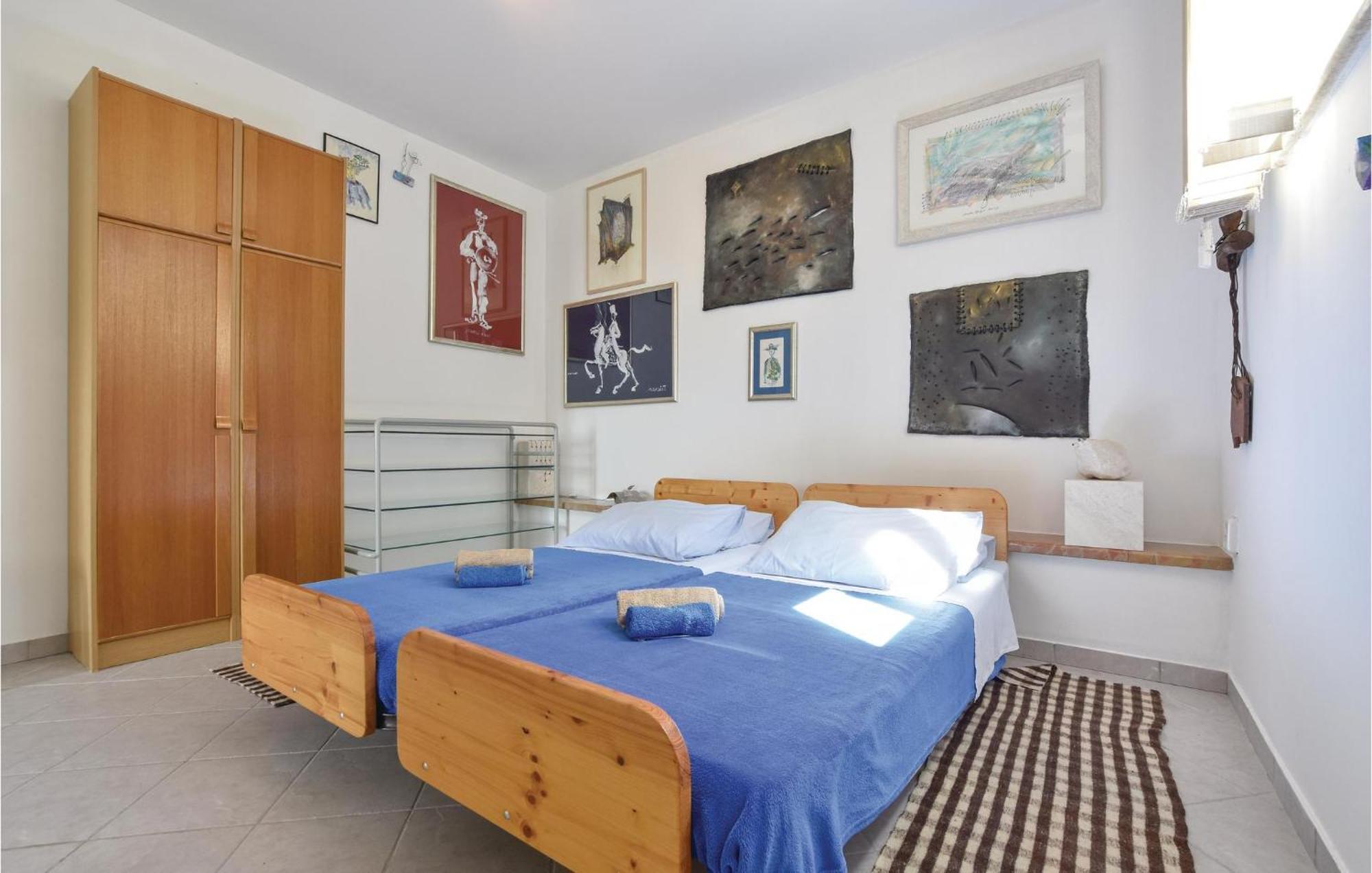 Gorgeous Home In Klis With Wifi Bobani Exterior photo